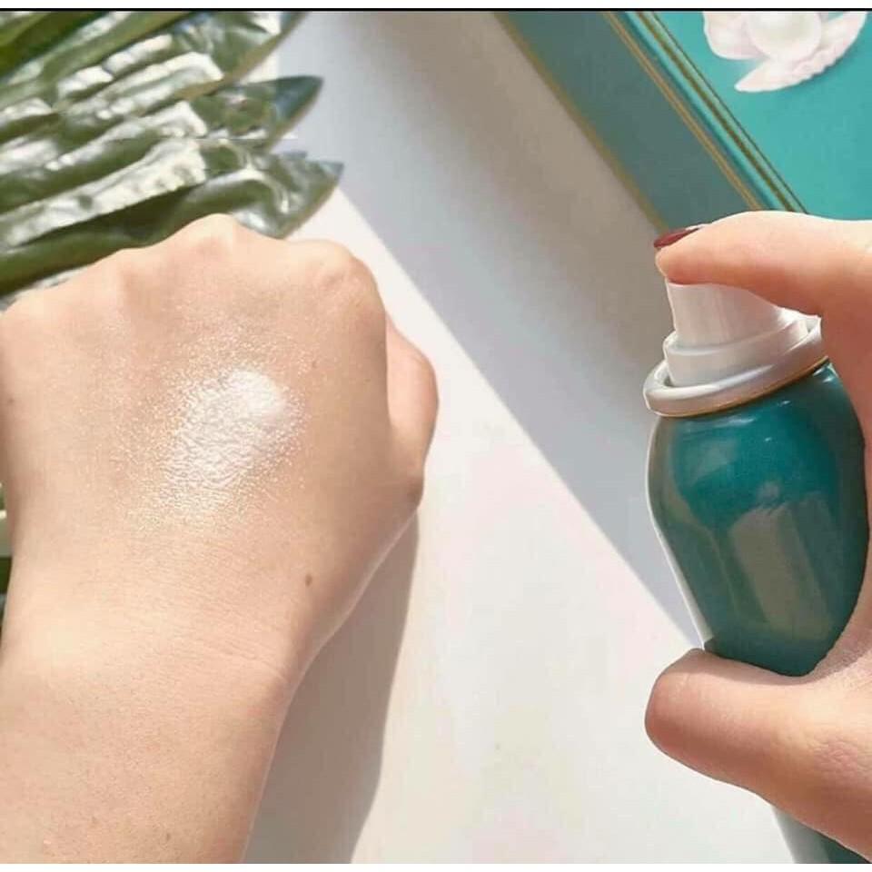CHỐNG NẮNG DẠNG XỊT CHIẾT XUẤT NGỌC TRAI TRẮNG DA JM SOLUTION MARINE LUMINOUS PEARL SUN SPRAY SPF 50+ PA++++